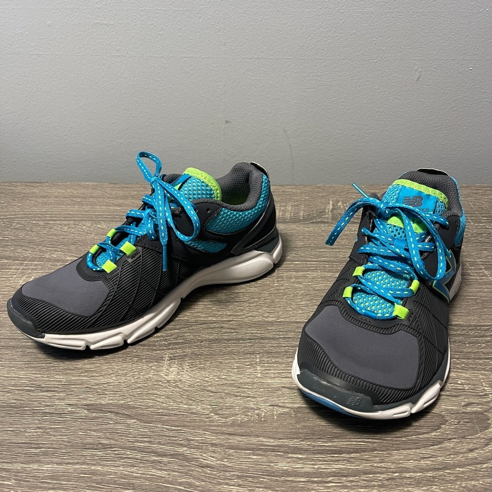New Balance 813v3 Women's Size 6D Cross Trainer Running Shoes Comfort Gray Blue